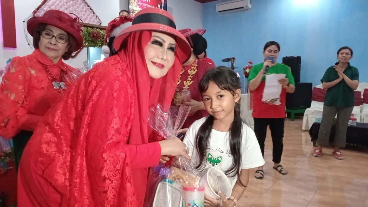Yayasan Peduli Anak Indonesia(Yapena) Adakan Berbagi Kasih di GBI Mawar Saron Tangerang 1 IMG 20241221 WA0031