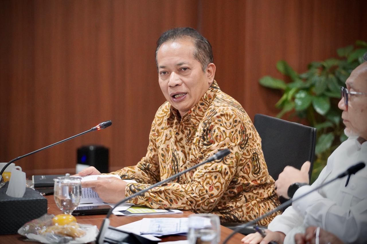 Kemenkop Pastikan Koperasi Sektor Produksi Siap Penuhi Kebutuhan Bahan Baku SPPG 1 IMG 20251203 WA0236